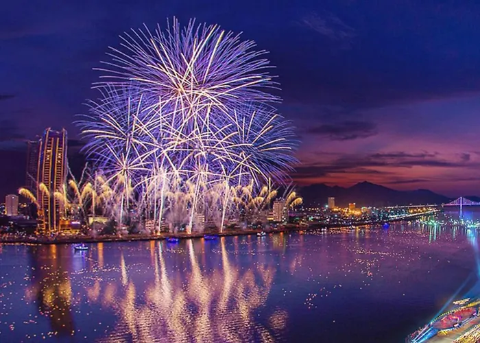 Ibiza Riverfront Da Nang Hotel Powered By Aston